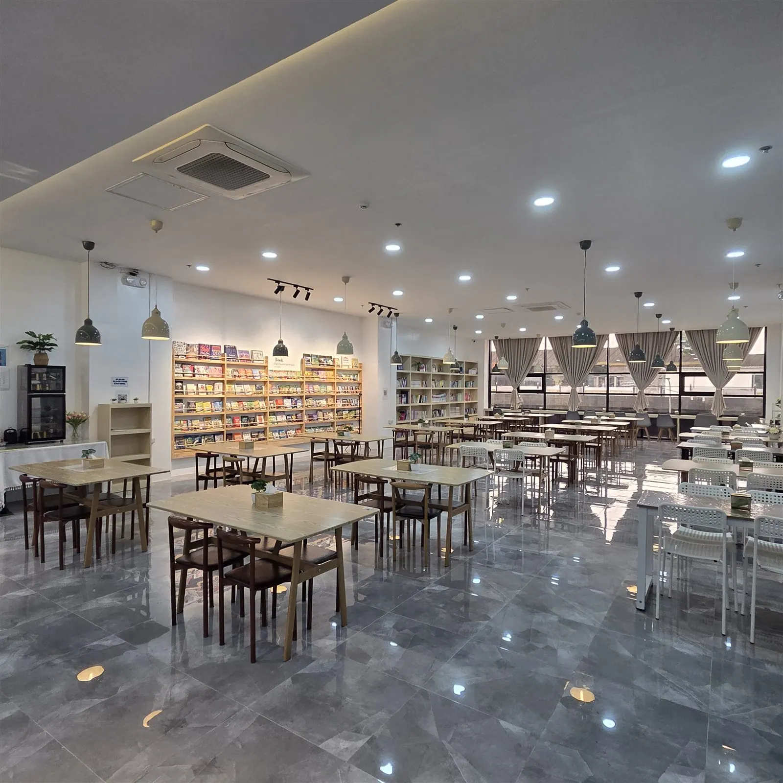Dining Hall — Talk Academy Clark