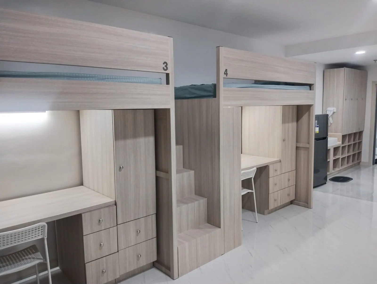 4-person dorm (3+1 · Quad) — Talk Academy Clark