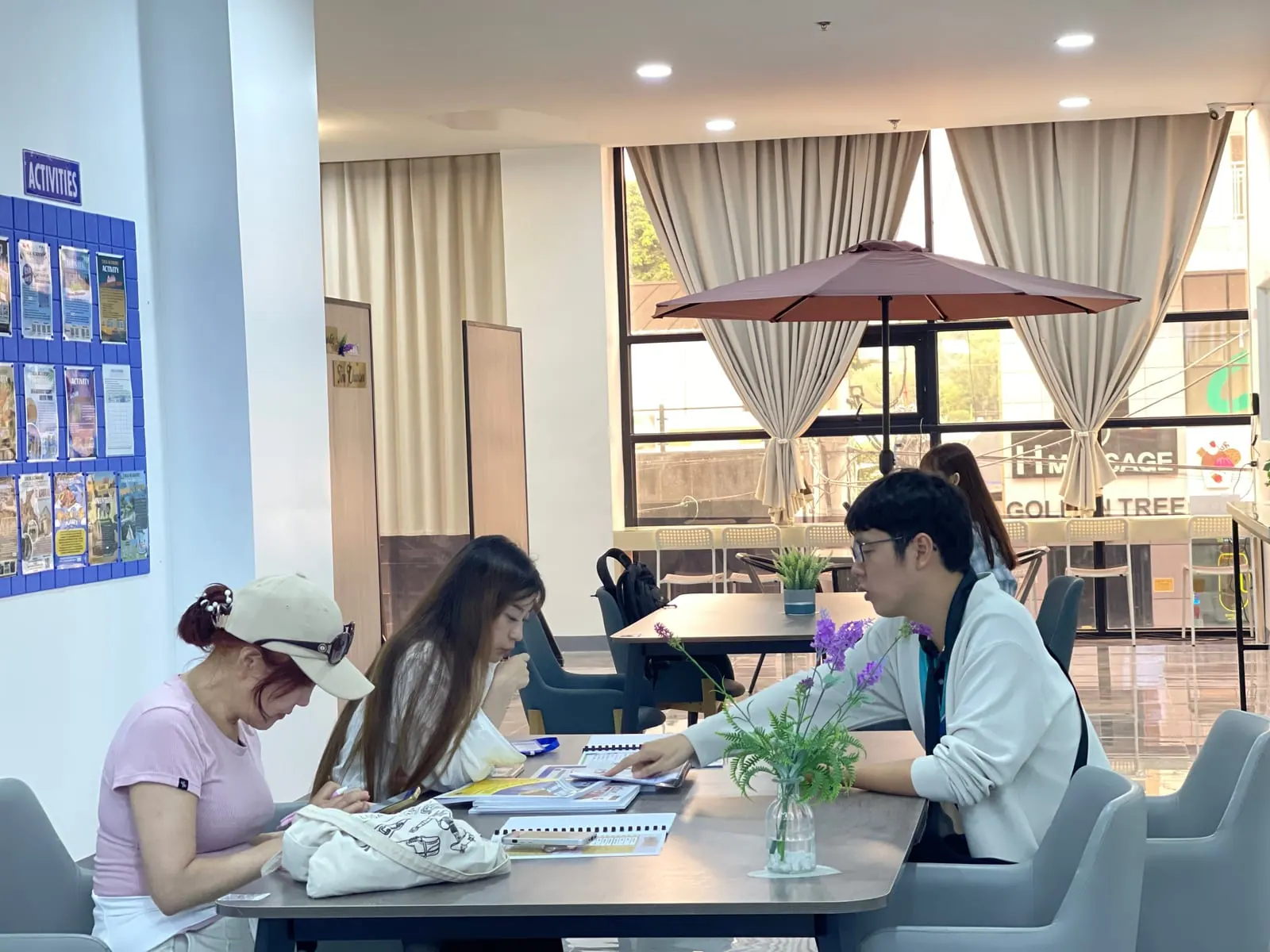 คาบเรียนที่จัดในพื้นที่ส่วนกลาง